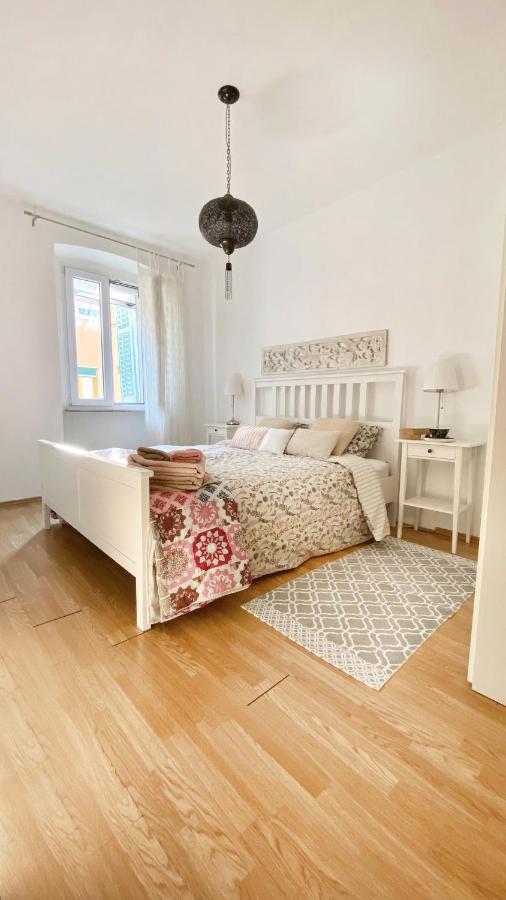 Apartment Evelina Pula Exteriör bild